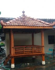 Gazebo untuk Perokok